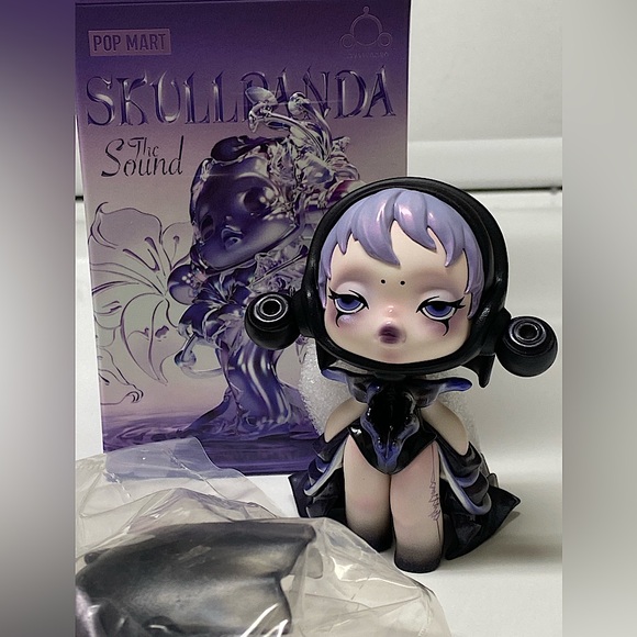 POP Mart Skullpanda The Sound Series-The Grief - Picture 2 of 4